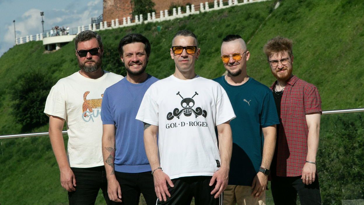 Концерт CosmoCats - Новое и лучшее в Live Stars! Специальные гости — «Голова Муэссы»