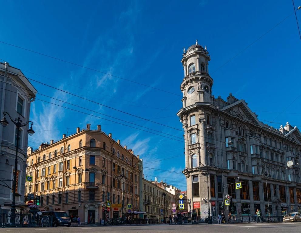 Тайны дворов и парадных + квартира трех эпох