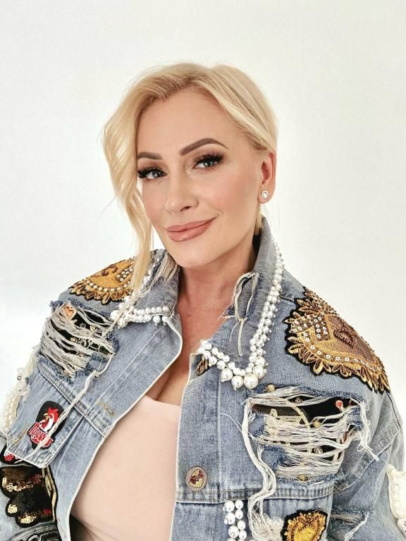 Назад в 90-е с экс-солисткой группы "Мираж" Натальей Гулькиной