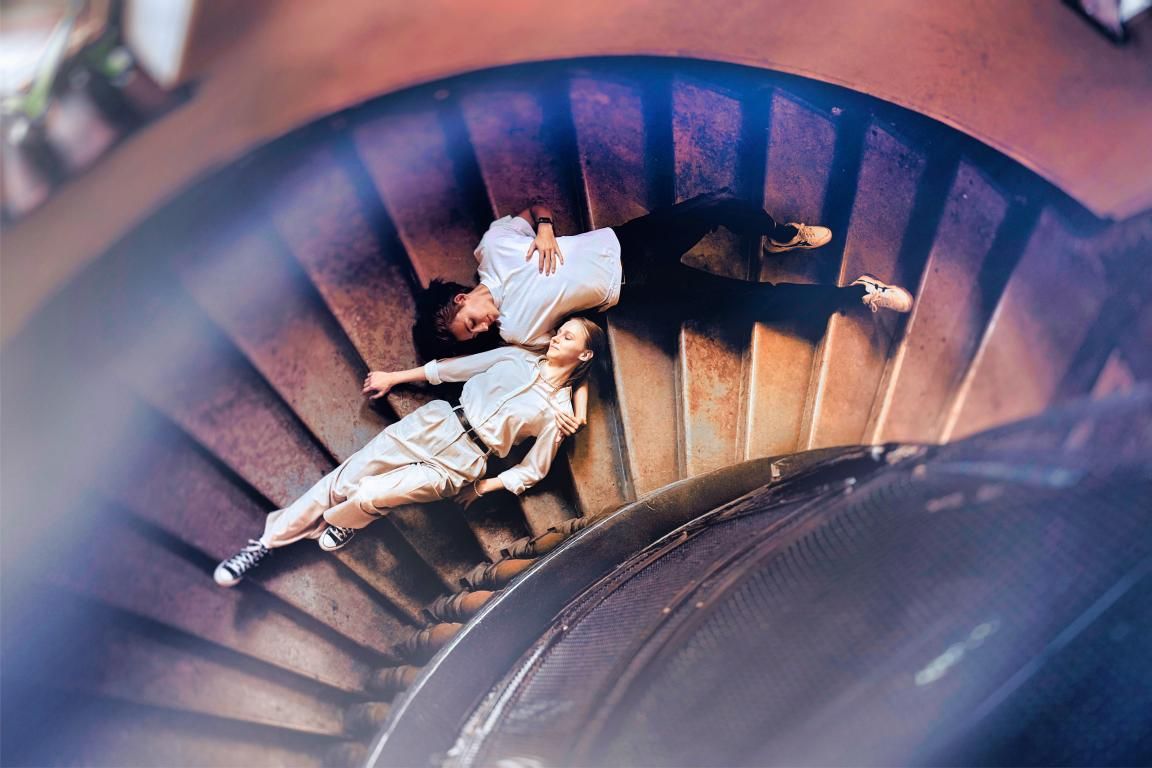 Исаакий за кадром: мистическая фотопрогулка с тайными дворами и колоннадой